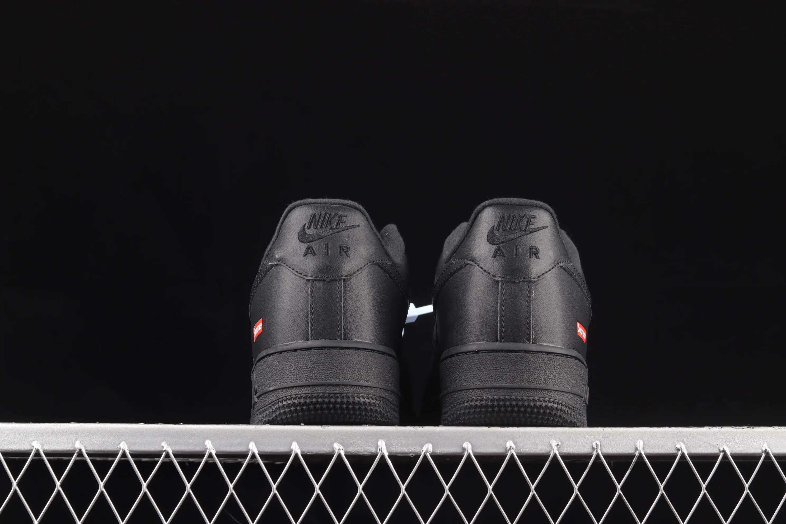 All categories Nk Air Force 1 Air Force series Nk Air Force 1 Low Air Force low-top corporate Supreme x Nk Air Force 1 Low joint model Air Force 1 low-top casual sneakers CU9225-001